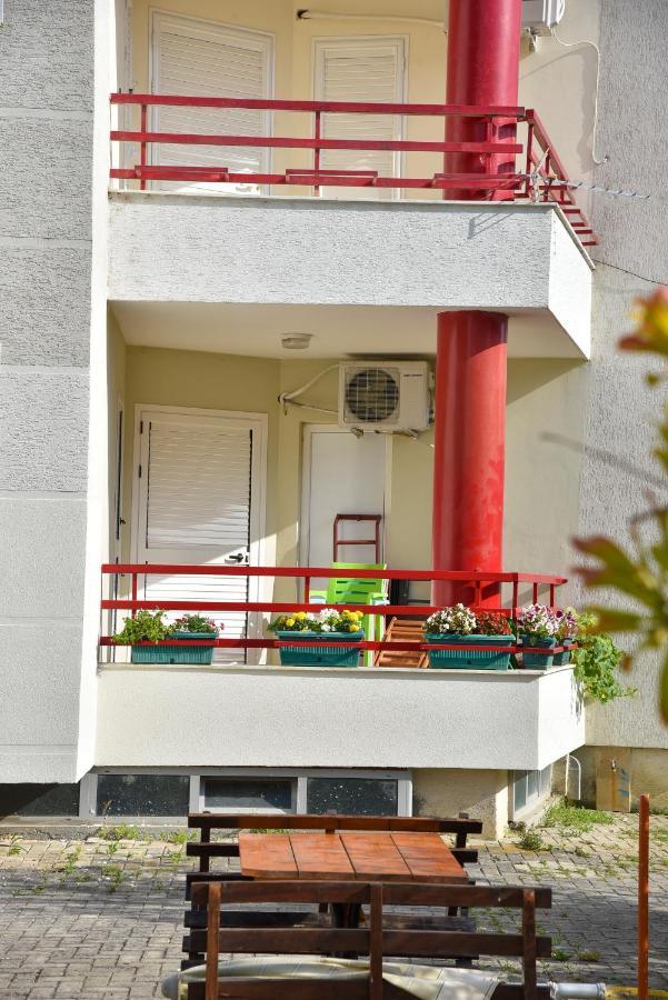 Flowers Apartments ゴーレム エクステリア 写真